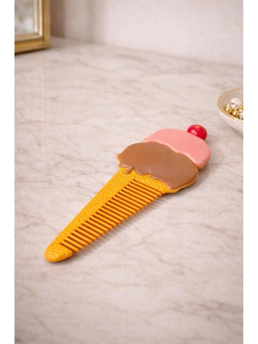 Avon 1970s Ice Cream Cone Comb Novelty Plastic Vanity Comb, 7.25”